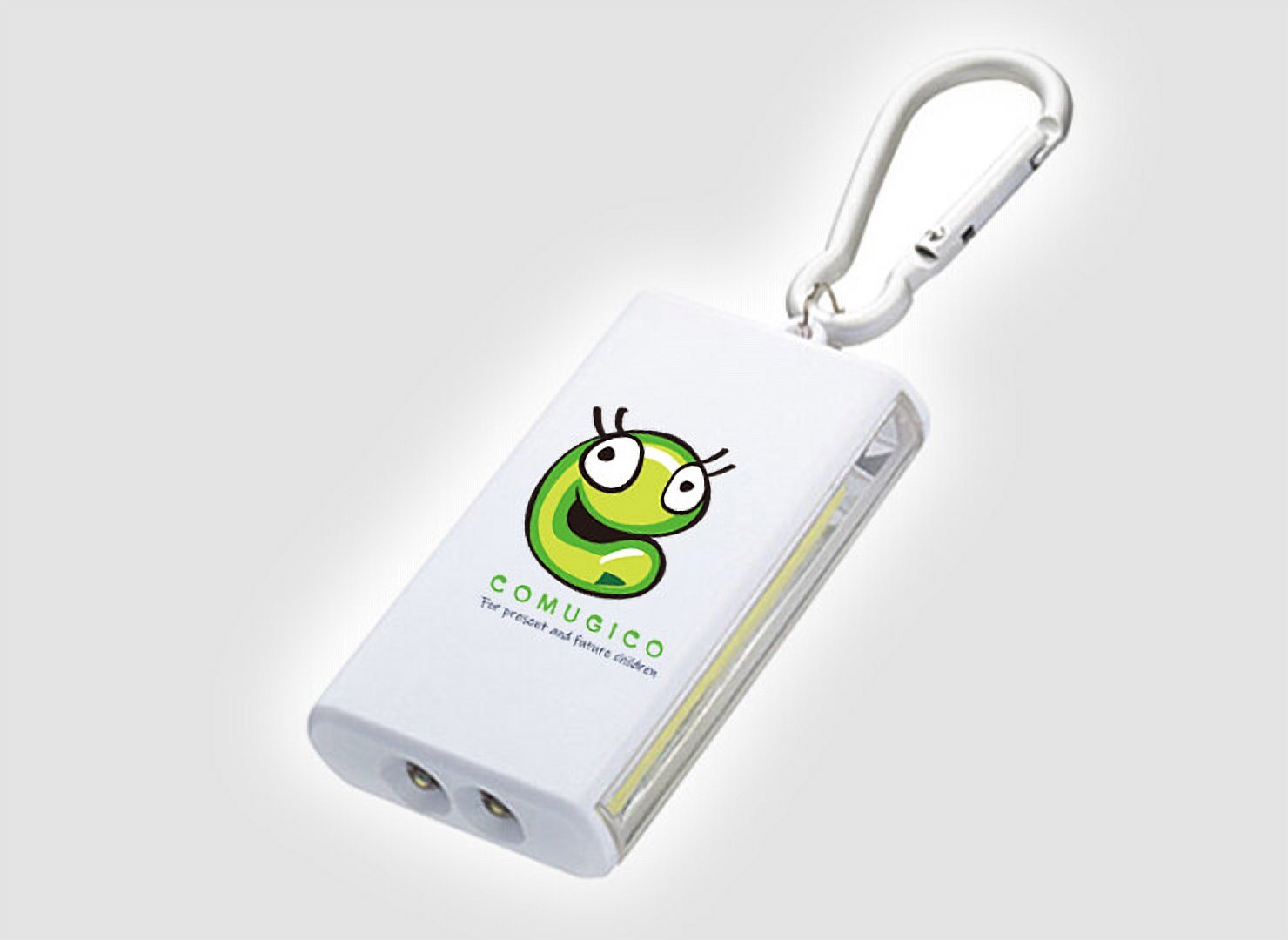 白い四角のLEDキーホルダー。カラビナ付き。コムギコのイラスト入り