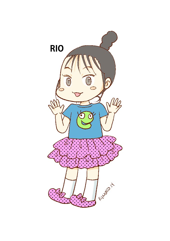 星きのこさんが描いた娘のイラスト。COMUGICOのTシャツとピンクのスカート姿で両手を振っている